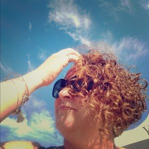 Meet your Posher, Cindi